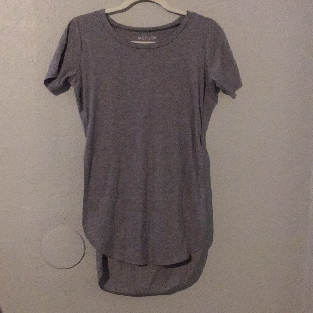 Woman’s top grey